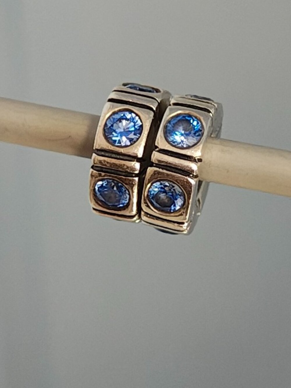 Authentic Retired Pandora Trinity Blue CZ Spacers Set of 2 790368CZB